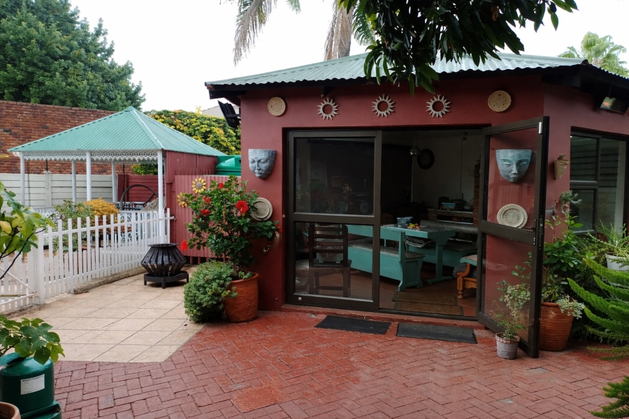 4 Bedroom Property for Sale in Bodorp North West